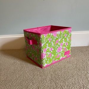 NWOT Lilly Pulitzer Pink & Green Storage Bin